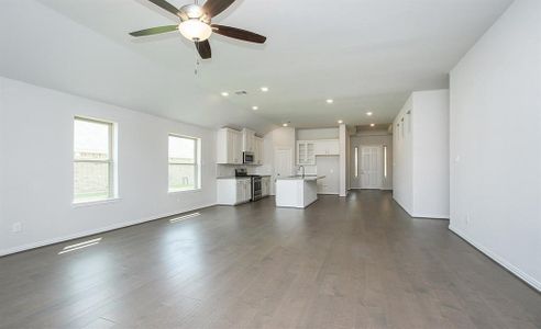 New construction Single-Family house 11514 East Wood Drive, Old River-winfree, TX 77523 Premier Series - Oleander- photo 5 5