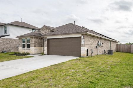 New construction Single-Family house 607 Hidden Brook Drive, Baytown, TX 77523 - photo 3 3