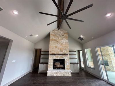 New construction Single-Family house 1040 Timber Hills Drive, Weatherford, TX 76087 - photo 0 0