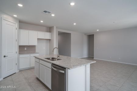 New construction Single-Family house 24519 W Hilton Avenue, Buckeye, AZ 85326 Plan 6- photo 4 4