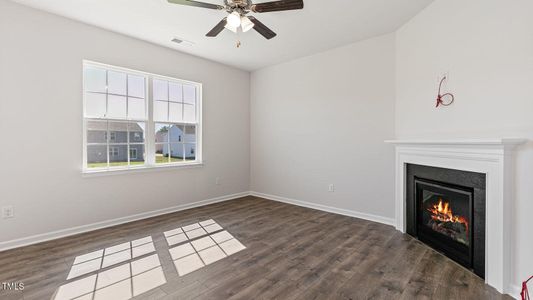 New construction Single-Family house 321 Blue Aspen Drive, Fuquay Varina, NC 27526 Belhaven- photo 5 5