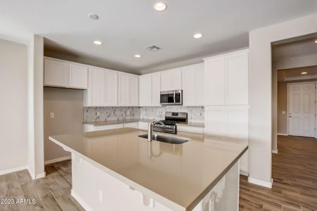 New construction Single-Family house 41100 W Haley Drive, Maricopa, AZ 85138 Villagio Series - Alcantara- photo 5 5