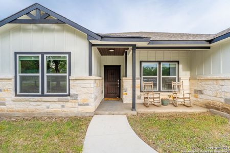 New construction Single-Family house 5310 Spring Branch, Spring Branch, TX 78070 - photo 24 24