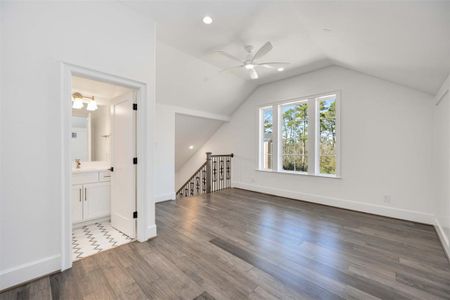 New construction Single-Family house 410 Forest Reserve Place, Houston, TX 77079 Savannah- photo 35 35