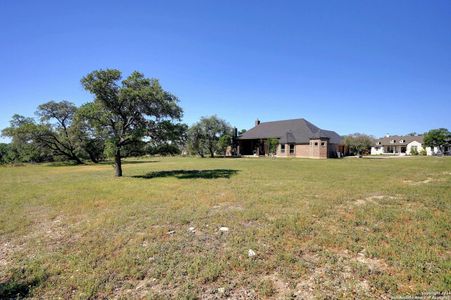 New construction Single-Family house 451 Stone Loop, Castroville, TX 78009 - photo 37 37