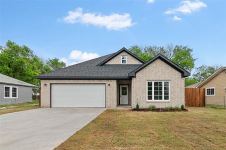 New construction Single-Family house 1314 S Grand Avenue, Gainesville, TX 76240 - photo 0