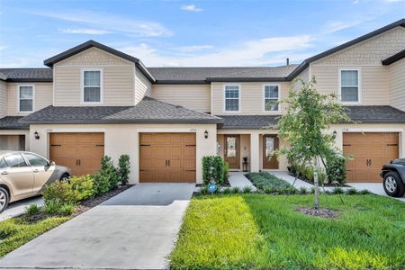 New construction Townhouse house 1730 Wynford Circle, Tavares, FL 32778 - photo 0