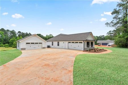 New construction Single-Family house 2470 Cross Plains Hulett Road, Carrollton, GA 30116 - photo 0