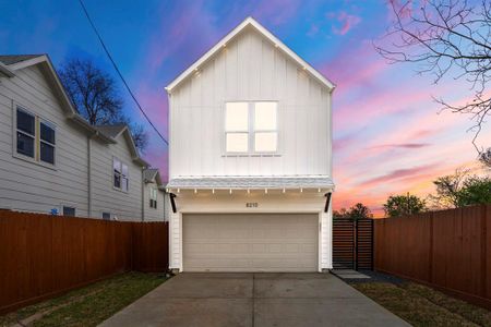 New construction Single-Family house 8210 Venus Street, Houston, TX 77088 - photo 0 0