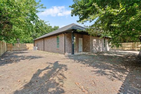 New construction Single-Family house 810 Mill Street, Gainesville, TX 76240 - photo 23 23