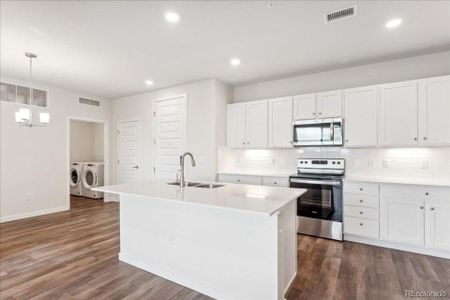 New construction Condo/Apt house 487 Interlocken Boulevard, Unit 202, Broomfield, CO 80021 - photo 5 5