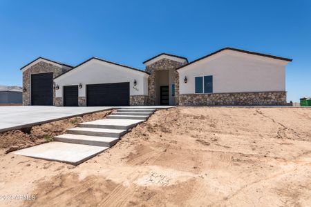 New construction Single-Family house 8428 S 229Th Lane, Buckeye, AZ 85326 - photo 1 1