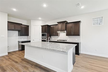 New construction Single-Family house 902 Darcy Drive, Mansfield, TX 76063 Regal Series - Catherine- photo 13 13