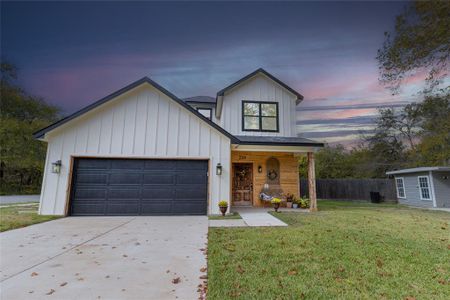 New construction Single-Family house 224 Live Oak Lane, Weatherford, TX 76086 - photo 0