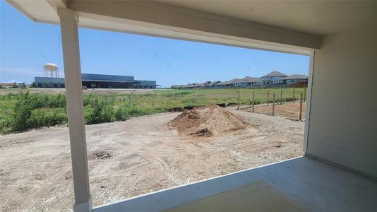 New construction Single-Family house 921 Palo Brea Loop, Hutto, TX 78634 Eleanor Homeplan- photo 33 33