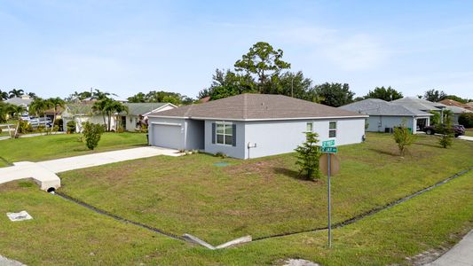 New construction Single-Family house 2255 Sw Jay Avenue, Port Saint Lucie, FL 34953 - photo 2 2