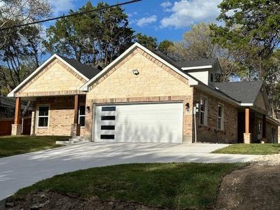 New construction Single-Family house 1302 Jungle Drive, Duncanville, TX 75116 - photo 0 0