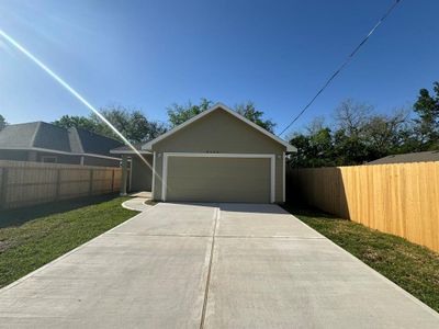 New construction Single-Family house 8026 Ethel Street, Houston, TX 77028 - photo 0 0