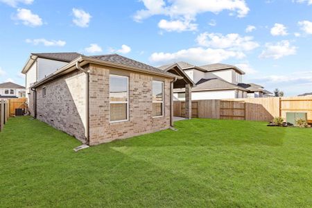 New construction Single-Family house 8718 Riverton Ridge Road, Cypress, TX 77433 - photo 32 32