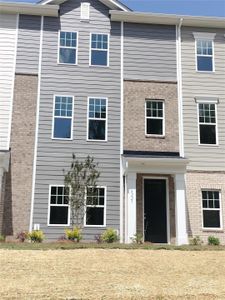 New construction Townhouse house 4223 S New Hope Road, Gastonia, NC 28056 The Gray- photo 16 16