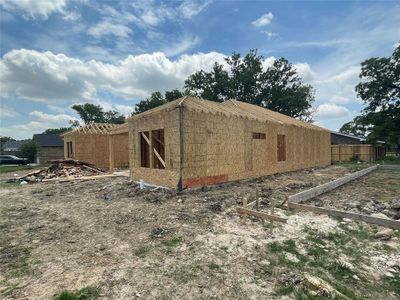 New construction Single-Family house 7942 Sparta Street, Houston, TX 77028 - photo