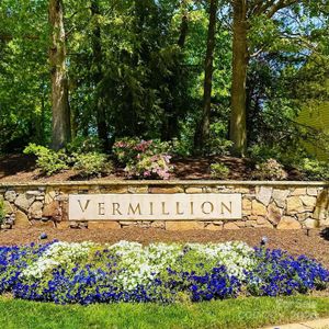 THIS TOWNHOME IS IN THE BEAUTIFUL NEIGHBORHOOD OF VERMILLION