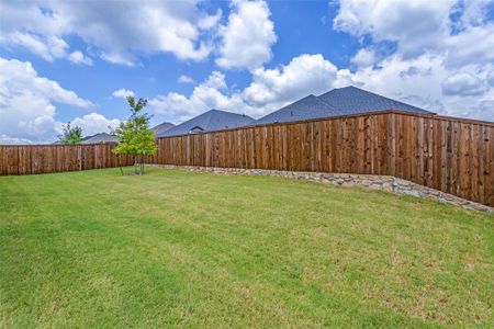 New construction Single-Family house 375 Hidden Waters Drive, Lavon, TX 75166 - photo 37 37