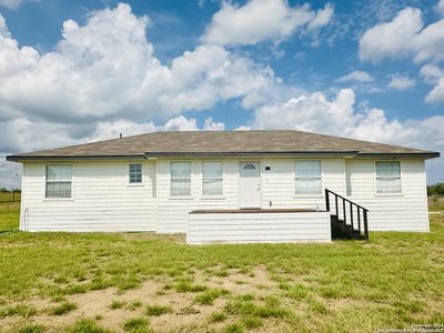 New construction Single-Family house 19210 Southton Road, Elmendorf, TX 78112 - photo 0