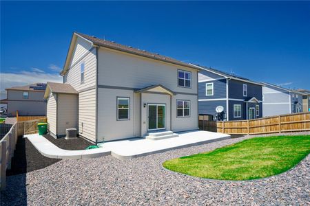 New construction Single-Family house 508 Morning Tide Avenue, Fort Lupton, CO 80621 - photo 9 9