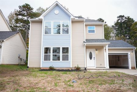 New construction Single-Family house 615 Stillgreen Lane, Charlotte, NC 28214 - photo 0