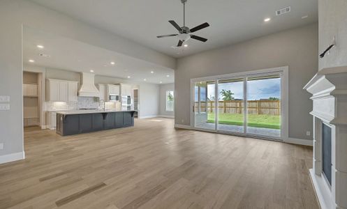 New construction Single-Family house 5306 Dream Court, Manvel, TX 77578 - photo 7 7
