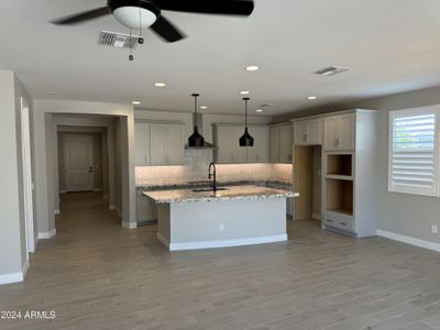 New construction Single-Family house 16116 W Cielo Grande Avenue, Surprise, AZ 85387 - photo 4 4