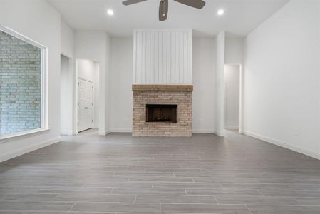 New construction Single-Family house 816 Lindenwood Lane, Springtown, TX 76082 - photo 8 8