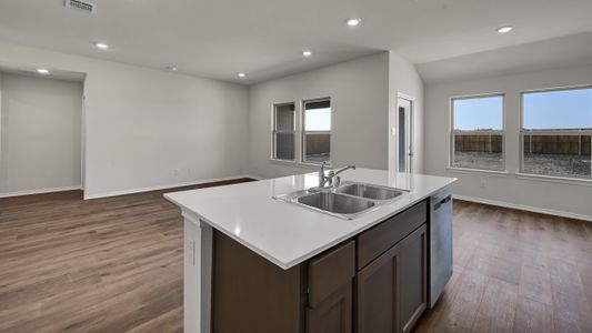 New construction Single-Family house 109 Boxwood Drive, Royse City, TX 75189 - photo 7 7