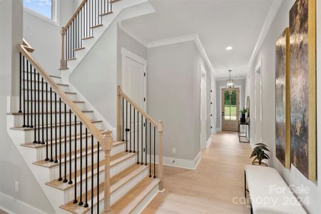 New construction Single-Family house 8163 Fairview Road, Unit 9, Charlotte, NC 28226 - photo 5 5