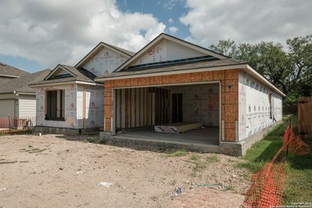 New construction Single-Family house 5519 Pearl Valley, San Antonio, TX 78242 Boone- photo 5 5
