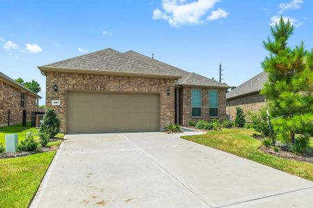 New construction Single-Family house 221 Connemara Drive, Spring, TX 77382 - photo 1 1