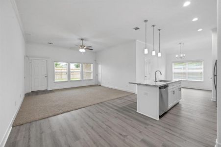 New construction Single-Family house 6503 Radcliffe Street, Houston, TX 77091 - photo 12 12