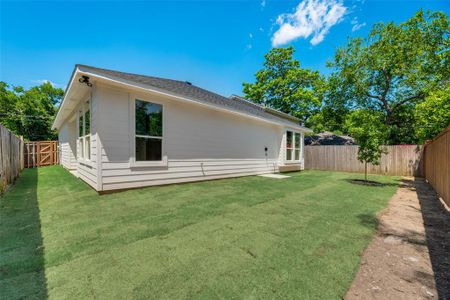 New construction Single-Family house 2555 Ghent Street, Dallas, TX 75215 - photo 17 17