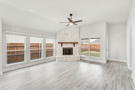 New construction Single-Family house 213 Resting Place Road, Waxahachie, TX 75165 Cypress II- photo 12 12