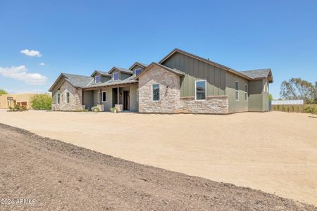 New construction Single-Family house 4807 N 196Th Drive, Litchfield Park, AZ 85340 - photo