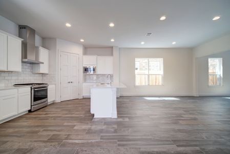 New construction Single-Family house 1531 North Red Bud Lane, Round Rock, TX 78665 - photo 3 3