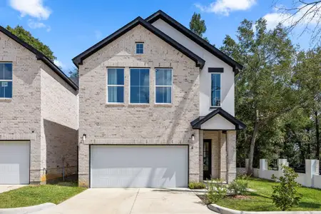 New construction Townhouse house 7934 Hennessy Lane, Unit 2, Spring, TX 77389 - photo 0