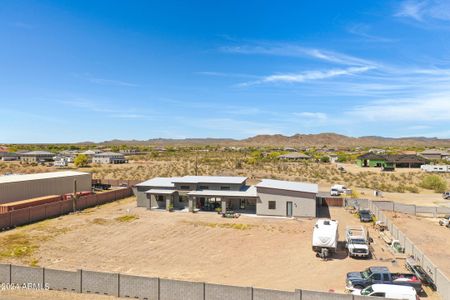 New construction Single-Family house 15325 W Desert Vista Trail, Surprise, AZ 85387 - photo 20 20