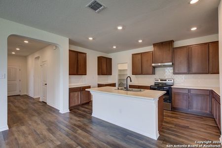 New construction Single-Family house 402 Saddle Haven, Cibolo, TX 78108 - photo 2 2