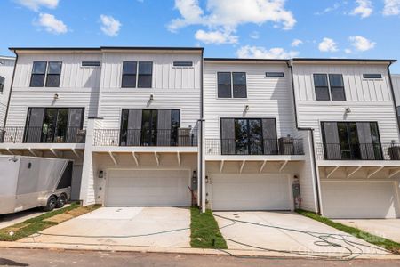 New construction Townhouse house 616 District Court, Unit 6, Fort Mill, SC 29708 Landon- photo 32 32