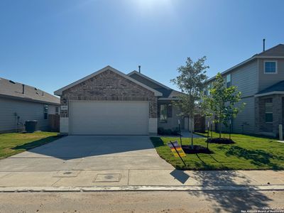 New construction Single-Family house 15571 Mint Patch Meadow, Von Ormy, TX 78073 Amber- photo 37 37