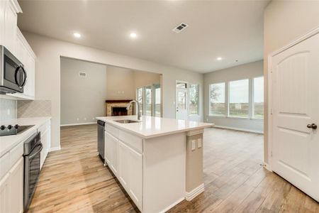 New construction Single-Family house 109 Spicewood Trail, New Fairview, TX 76078 Camellia- photo 16 16
