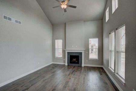 New construction Townhouse house 6248 Vernazza Way, Windsor, CO 80550 - photo 123 123