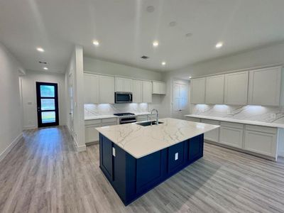 New construction Single-Family house 307 Springfield Terrace Drive, Conroe, TX 77304 Plan 2248- photo 3 3